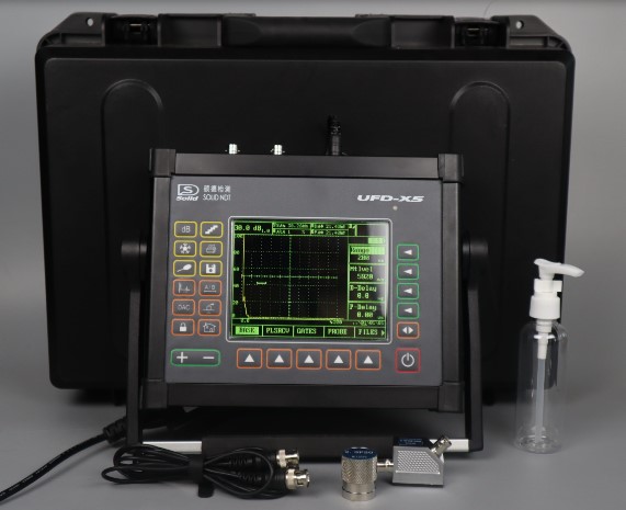Rango de medición: 1.0 ~ 12000 mm Valor de precisión para: 0,01 mm (<100 mm) 1 mm (> 100 mm) Almacenamiento e interfaz: Tiempo de trabajo 10 horas.